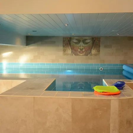 Luxurious Farmhouse In Lutjewinkel With Sauna Haringhuizen