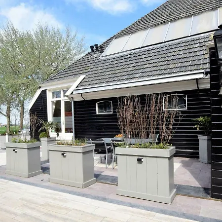 Luxurious Farmhouse In Lutjewinkel With Sauna